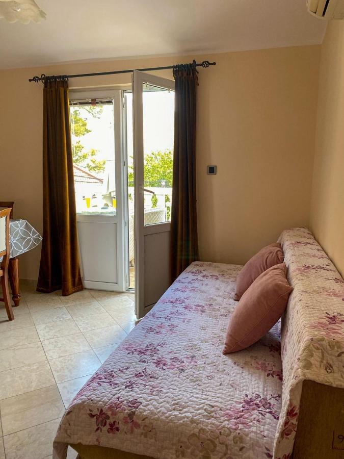 Lovely Apartment Jovan 3,With A View Of The Bay And Free Wi-Fi Kotor Eksteriør bilde