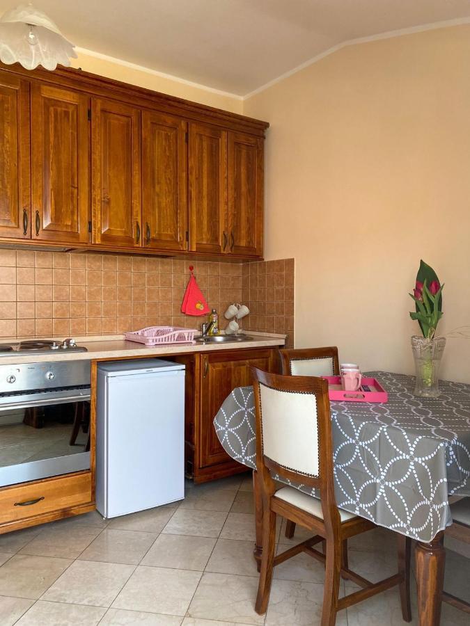 Lovely Apartment Jovan 3,With A View Of The Bay And Free Wi-Fi Kotor Eksteriør bilde