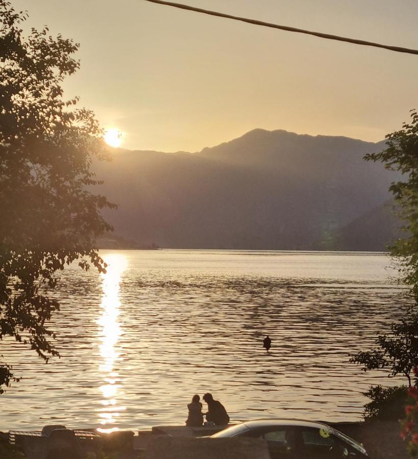 Lovely Apartment Jovan 3,With A View Of The Bay And Free Wi-Fi Kotor Eksteriør bilde
