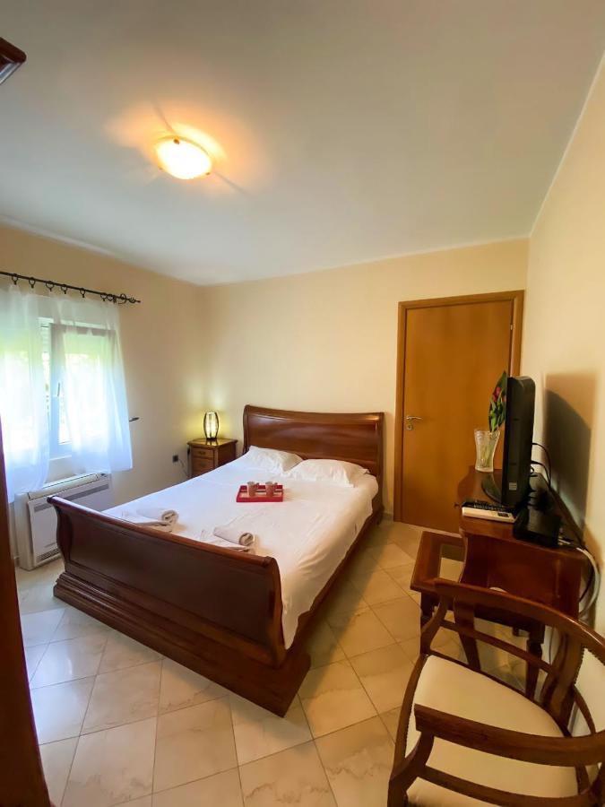 Lovely Apartment Jovan 3,With A View Of The Bay And Free Wi-Fi Kotor Eksteriør bilde