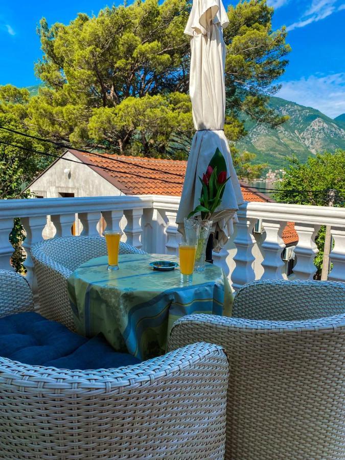 Lovely Apartment Jovan 3,With A View Of The Bay And Free Wi-Fi Kotor Eksteriør bilde