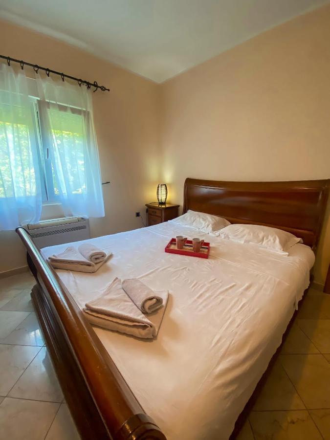 Lovely Apartment Jovan 3,With A View Of The Bay And Free Wi-Fi Kotor Eksteriør bilde